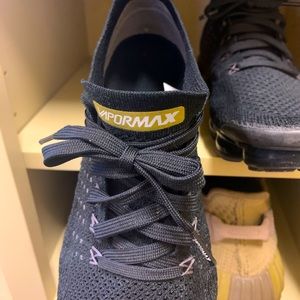 Nike women’s black vapormax